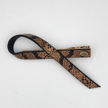 Load image into Gallery viewer, Ava clip