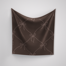 Load image into Gallery viewer, Trellis-Bow Tiyâ Chocolate Martini