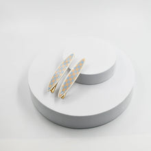 Load image into Gallery viewer, Maya oval clips Blue and Beige Checker