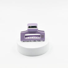 Load image into Gallery viewer, Claw Clip Purple