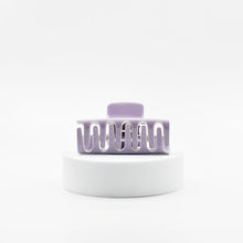 Load image into Gallery viewer, Claw Clip Purple