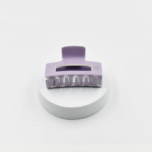 Load image into Gallery viewer, Claw Clip Purple