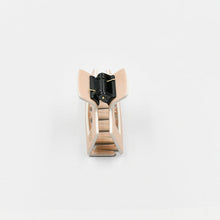 Load image into Gallery viewer, Claw Clip Beige