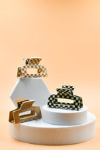 Load image into Gallery viewer, Claw Clip Tan and Cream Checker