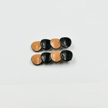 Load image into Gallery viewer, Celine side clip Black and Tan