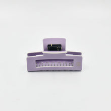 Load image into Gallery viewer, Large Claw Clip Lilac + Cream