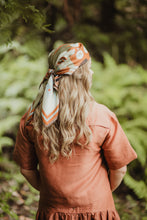 Load image into Gallery viewer, Akaria