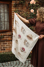 Load image into Gallery viewer, She Sells Sea Shells in off white