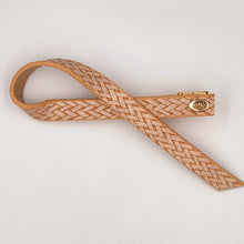 Load image into Gallery viewer, Ava clip