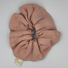 Load image into Gallery viewer, Heritage Linen Scrunchie