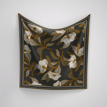 Load image into Gallery viewer, Bouquet in Olive
