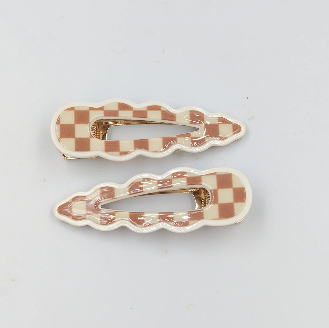 Cassia Clips Brown and Cream Checker