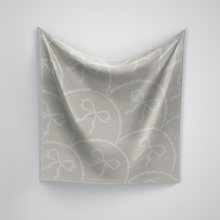 Load image into Gallery viewer, Bow-tiful Bellá - Cream + White
