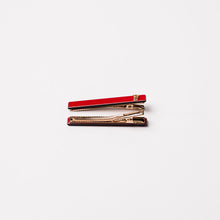 Load image into Gallery viewer, Panache Classic Alligator Clip Red
