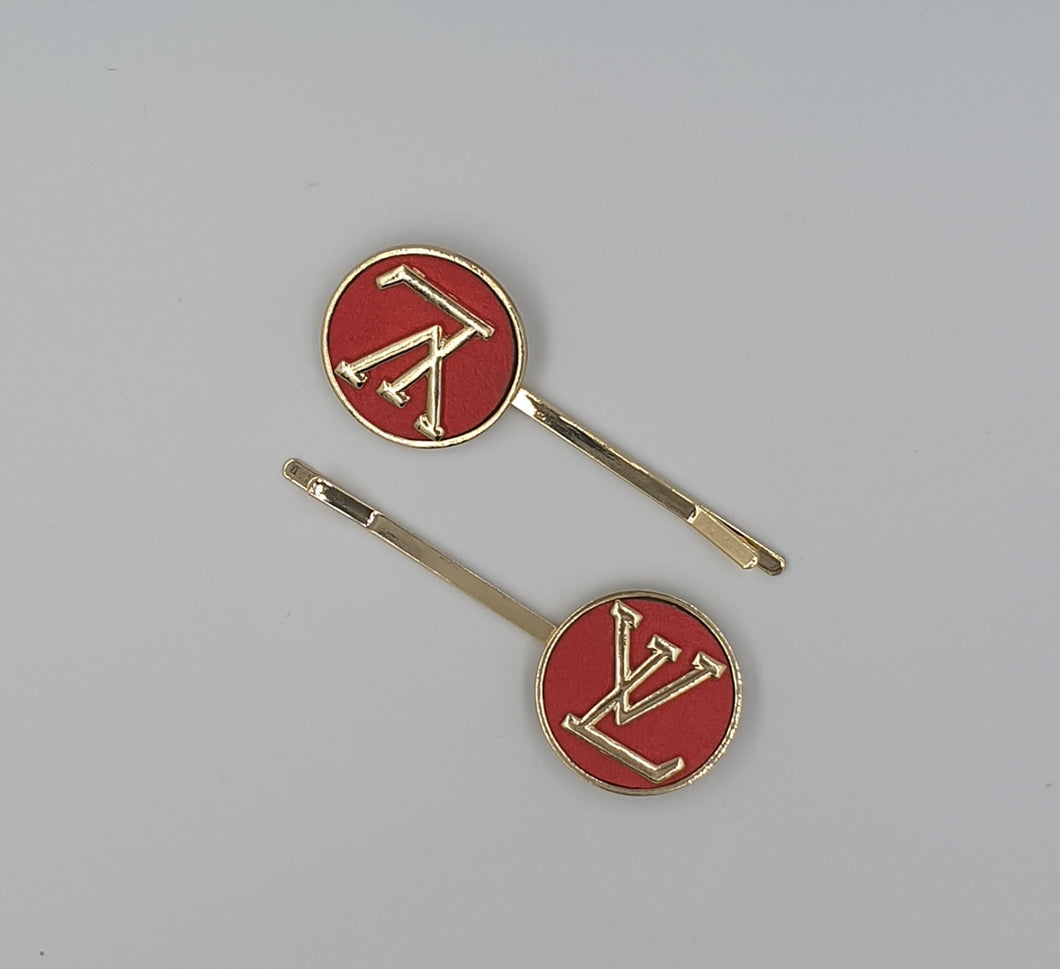 LV oval clips Red